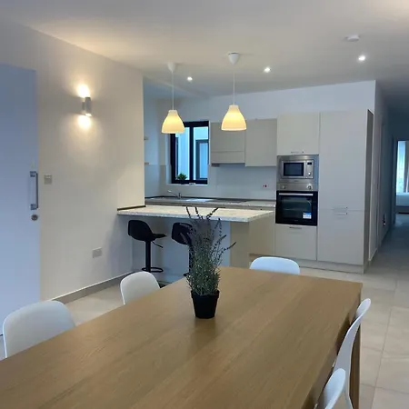 Swieqi Malaika New 7