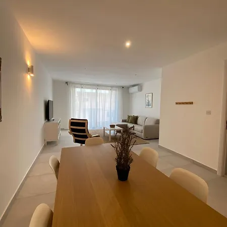 Swieqi Malaika New 7 * Is-Swieqi