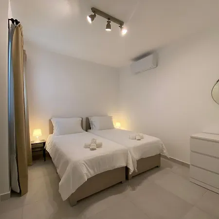 Apartment Swieqi Malaika New 7 *