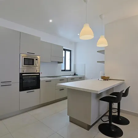 Swieqi Malaika New 7 Is-Swieqi